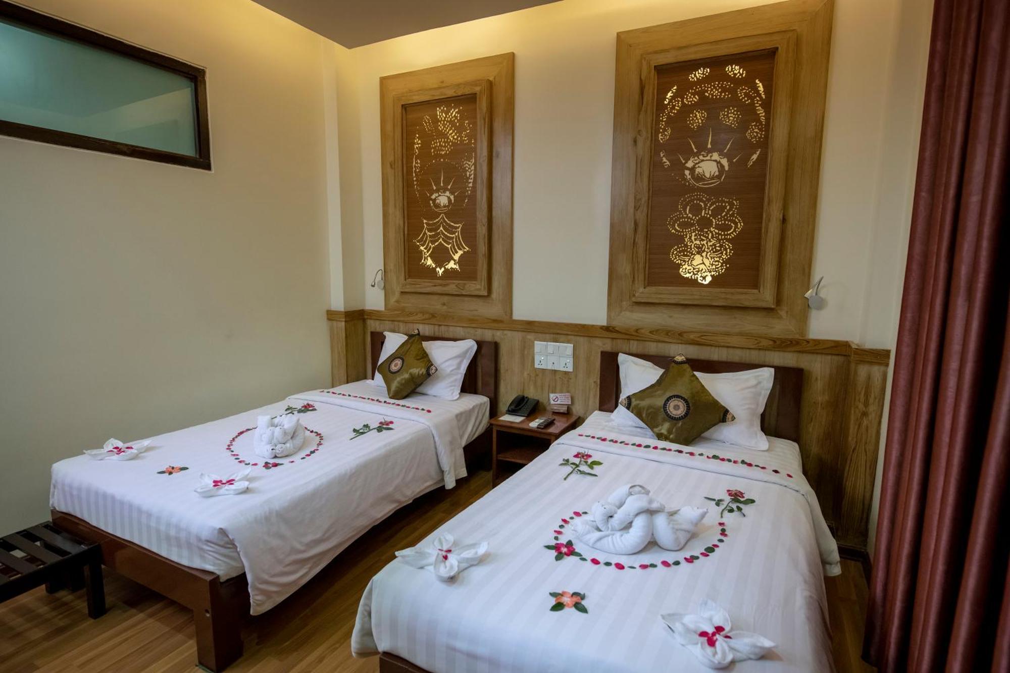 Uct Taunggyi Hotel Extérieur photo